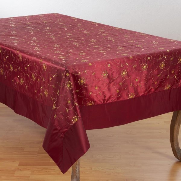 Saro Lifestyle SARO  Embroidered &  Sequined Tablecloth  Burgundy XJ511.BU65162B